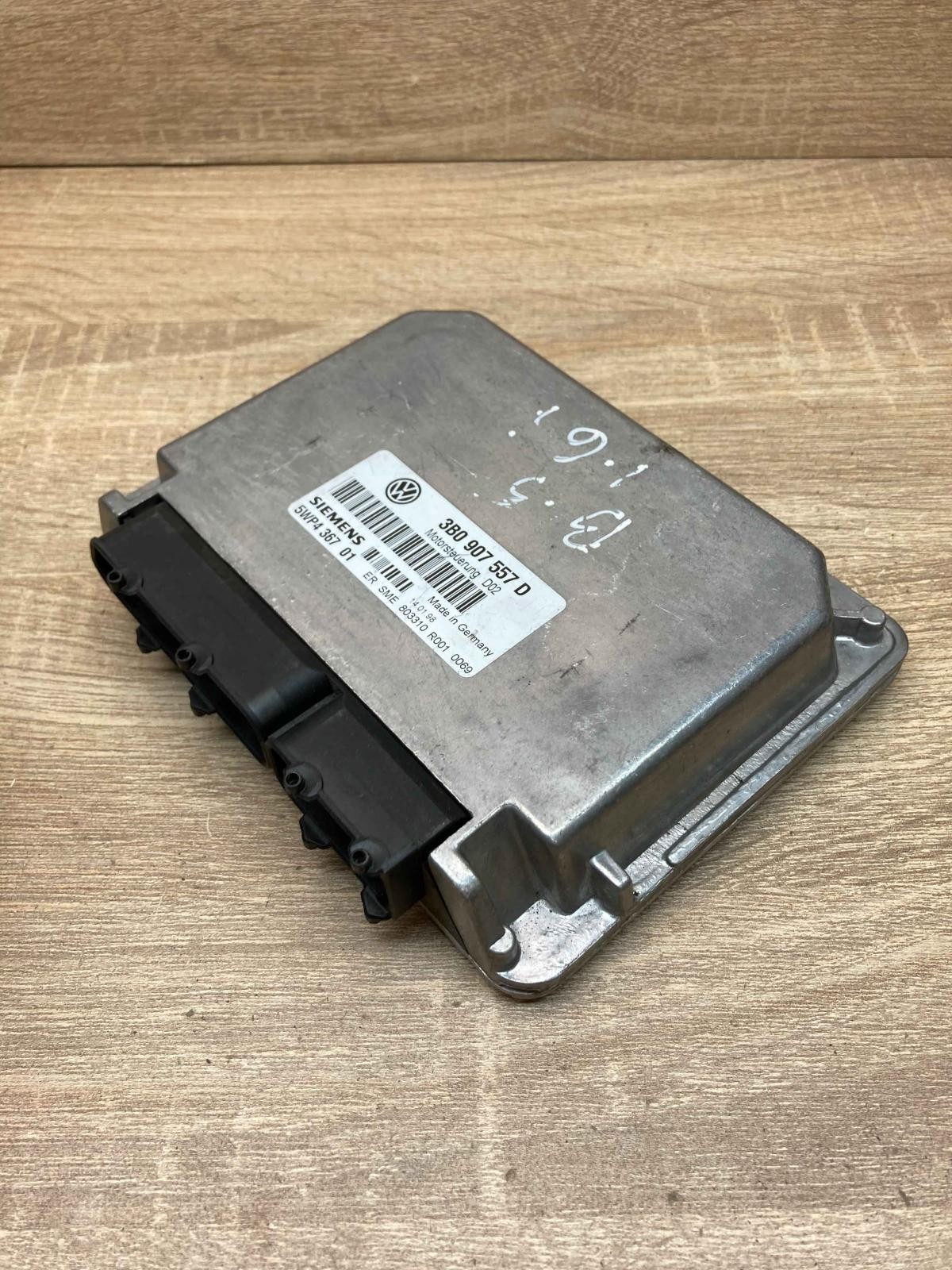 3B0907557D 5WP4367 Engine control unit/module ECU Fits for Volkswagen PASSAT B5