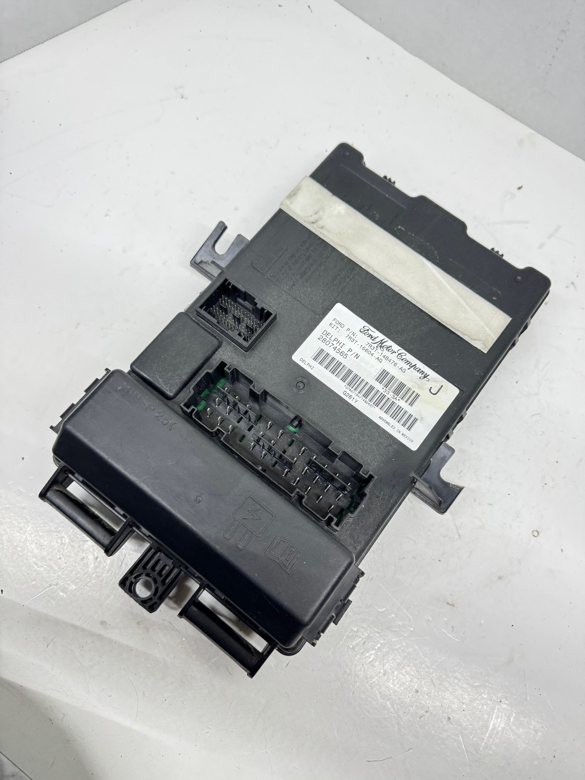FORD MUSTANG FUSE BOX BODY CONTROL MODULE DELPHI 2007-2009 7R3T-14B476-AG *READ