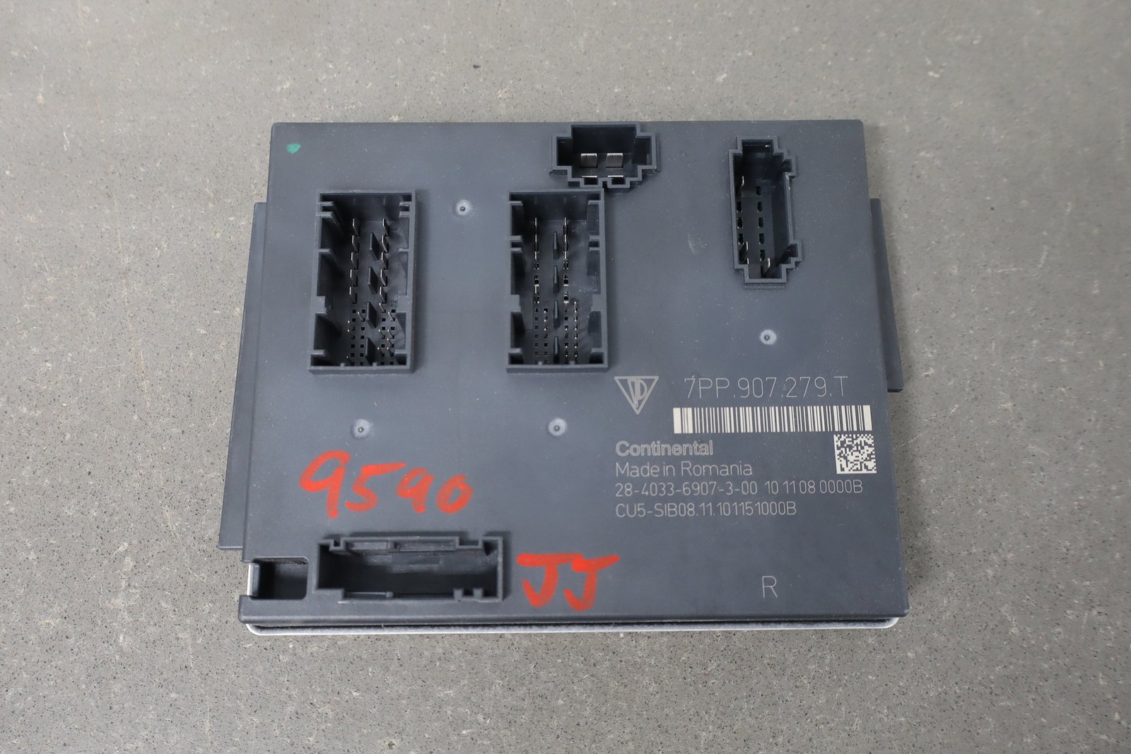 2011 Porsche Cayenne Body Control Module 7PP907279T OEM