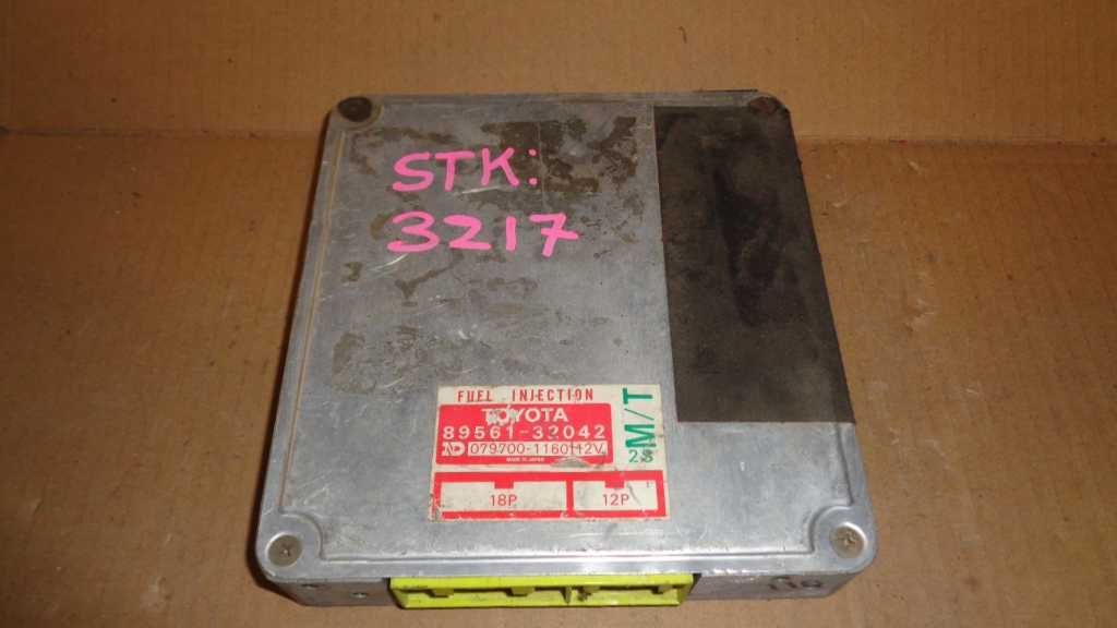 84 85 TOYOTA CAMRY ENGINE ECM ELECTRONIC CONTROL MODULE CENTER DASH US MARKET MT