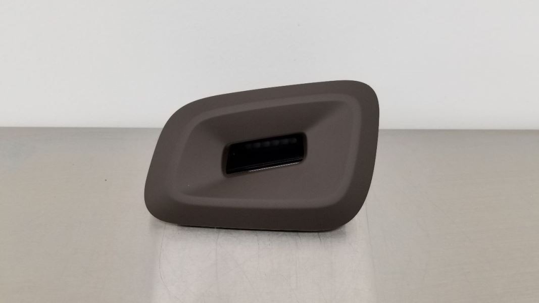 21 CHEVY SUBURBAN 1500 FORWARD COLLISION WARNING SCREEN 84208369