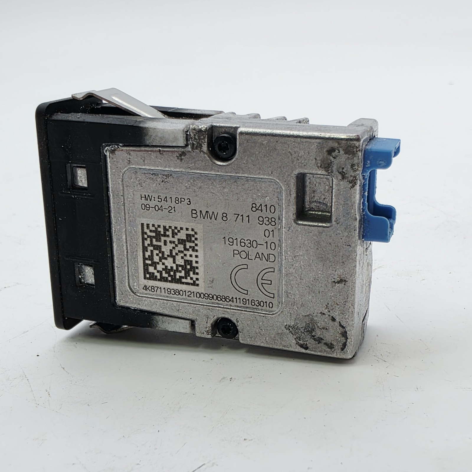 OEM 19-25 BMW 330i G20 Dual USB Type C Charger Socket Port 8711938 Used