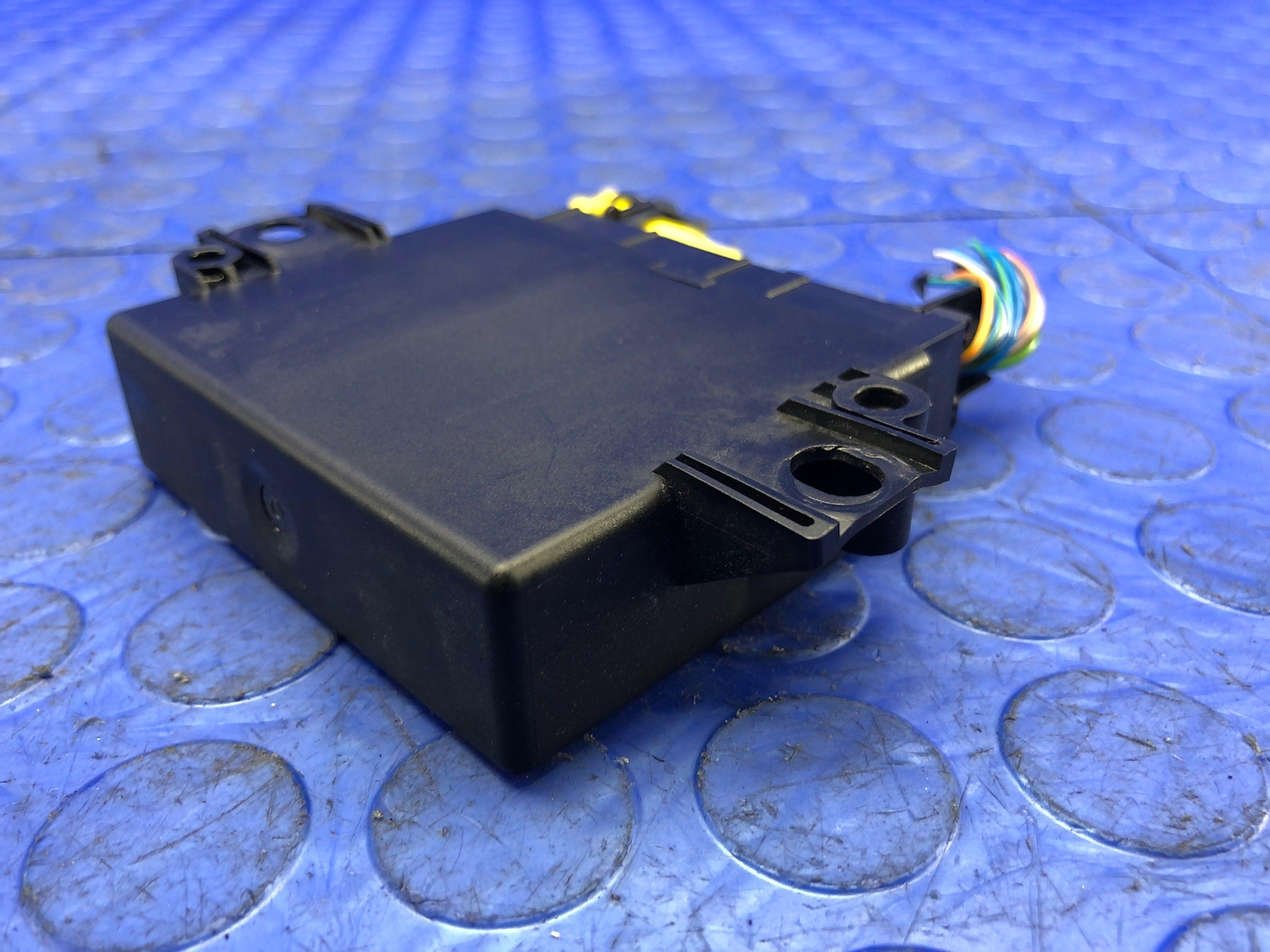 2017-2019 LAND ROVER DISCOVERY OEM DRIVER ASSIST PARKING AID MODULE HK52-15C859