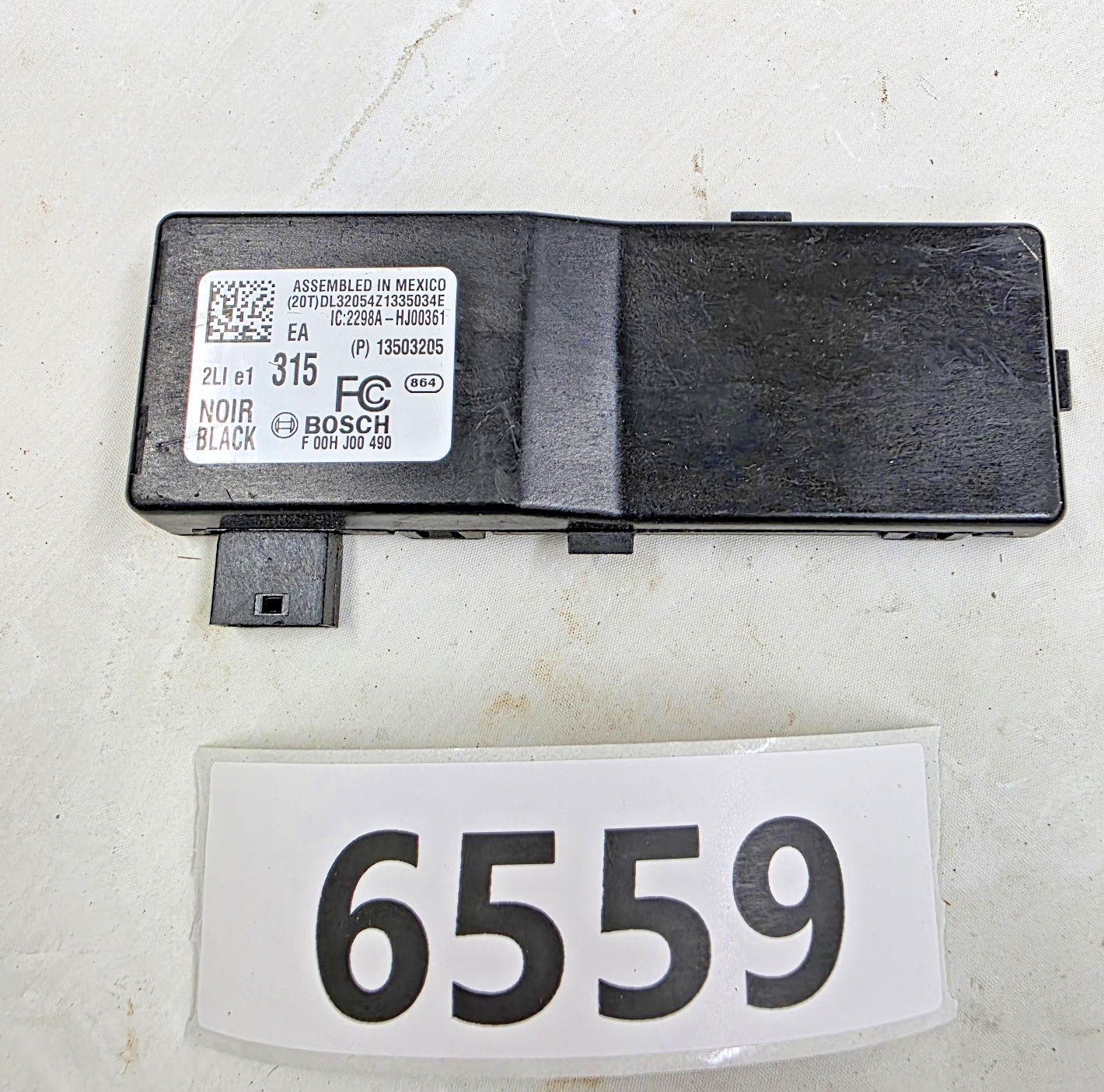 10-17 Chevrolet Equinox Keyless Entry Locking Receiver Control Module 13503205