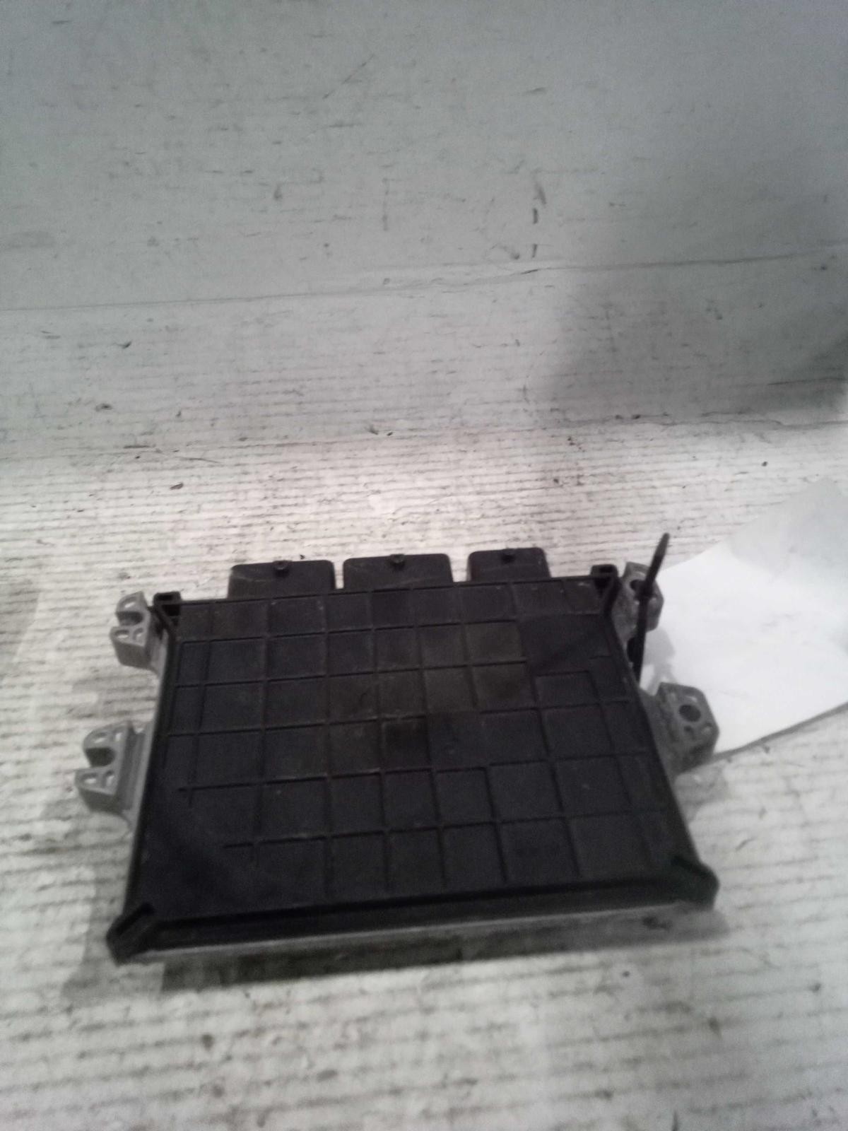 Used Engine Control Module (ECM) fits: 2017 Nissan Juke Electronic Control Modul