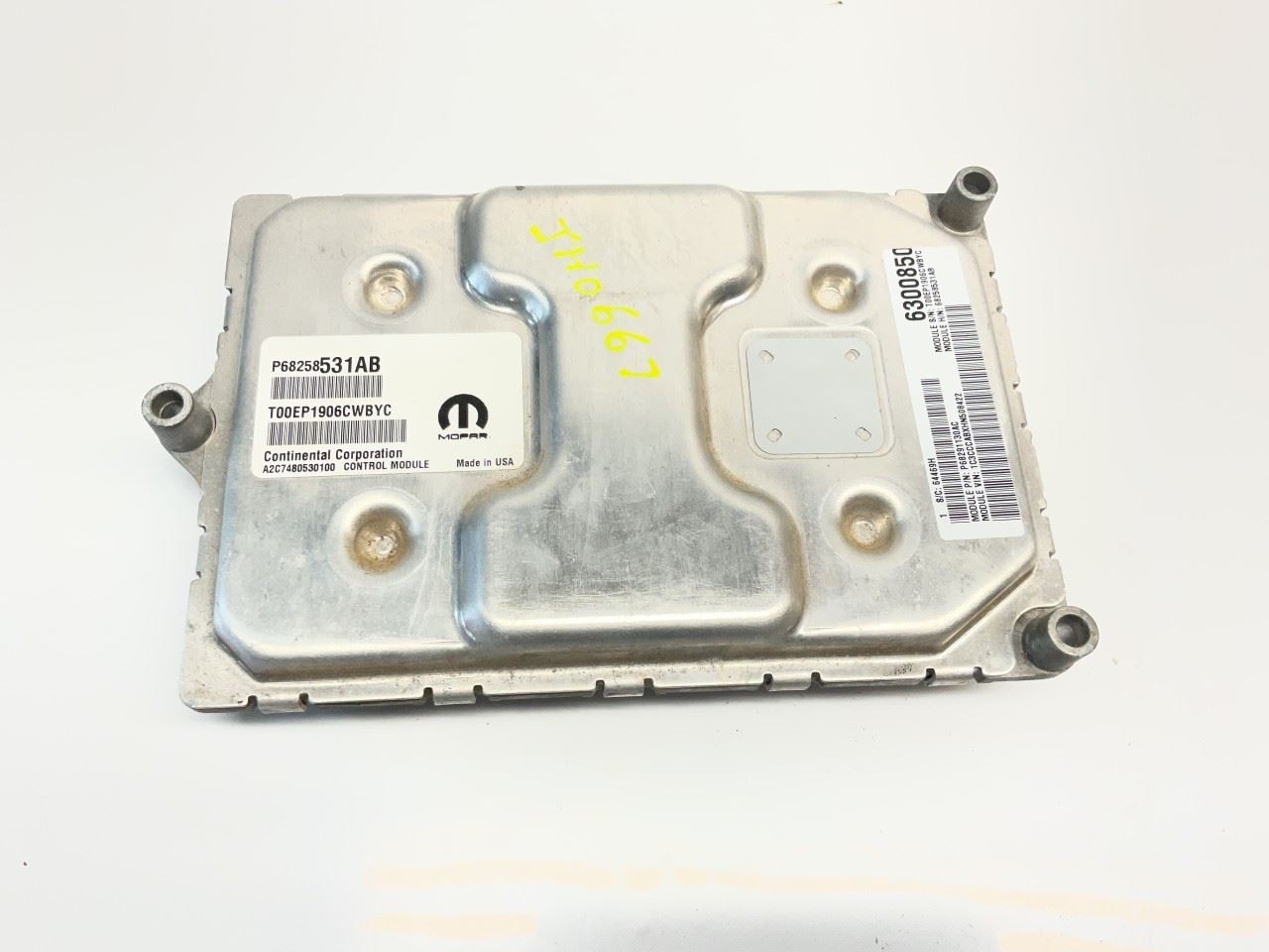 Engine ECM Electronic Control Module 2.4L Fits 16-17 200 127172