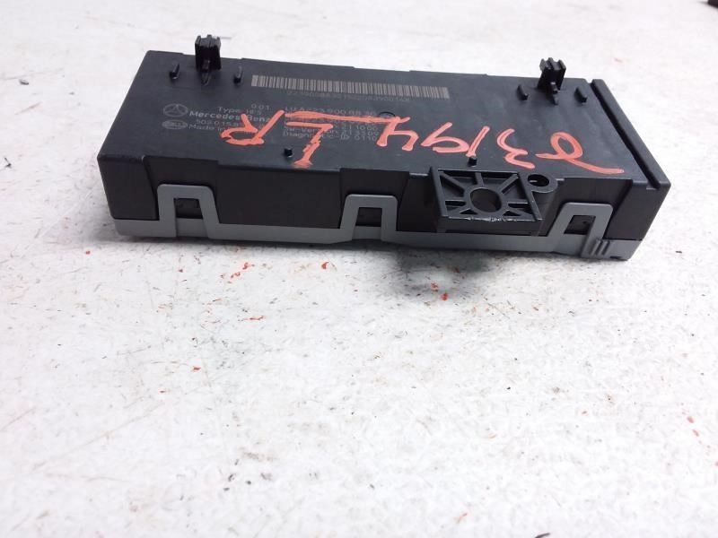2023 MERCEDES S580 OEM BLACK AND GREY CHASSIS MODULE OEM ID # 2239008830