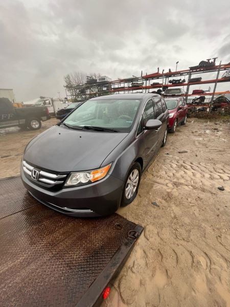 Chassis ECM Theft-locking Power Control Unit EX Fits 14-17 ODYSSEY 4166465