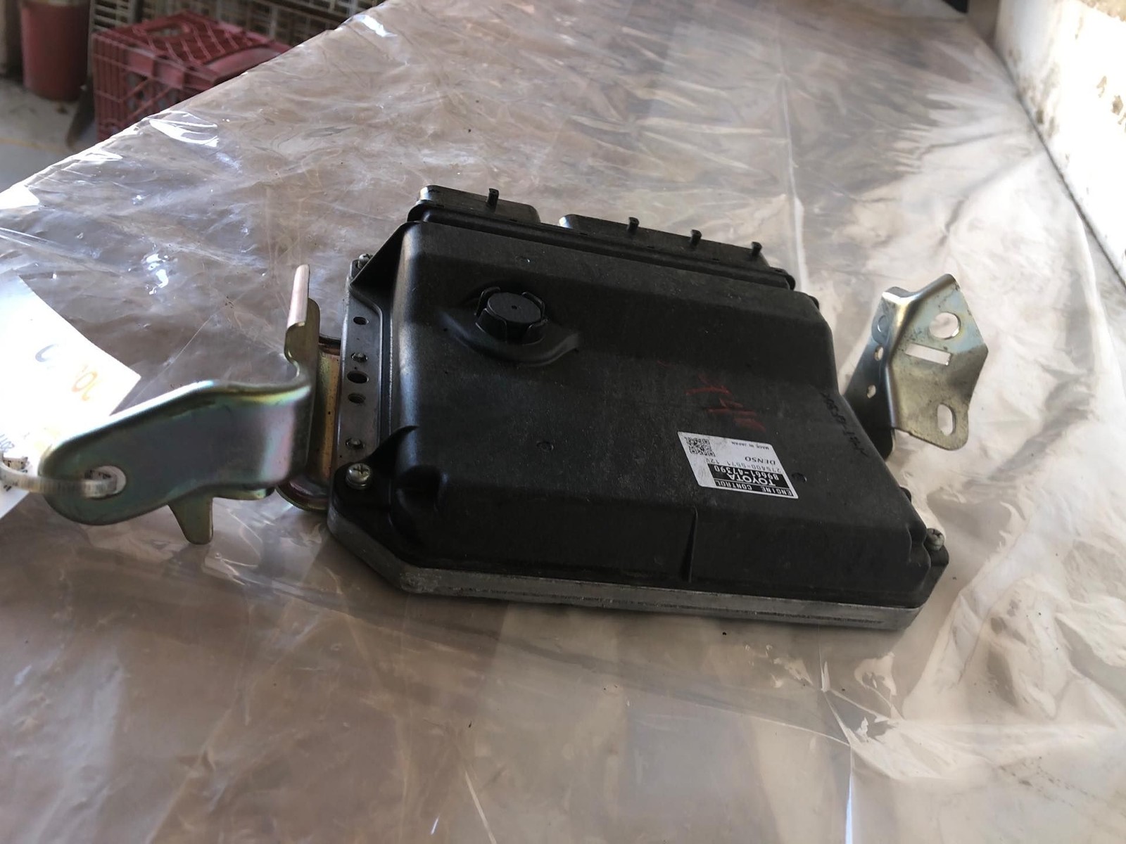 2010 – 2012 TOYOTA PRIUS Engine Control Computer Module ECM ECU 89661 47390