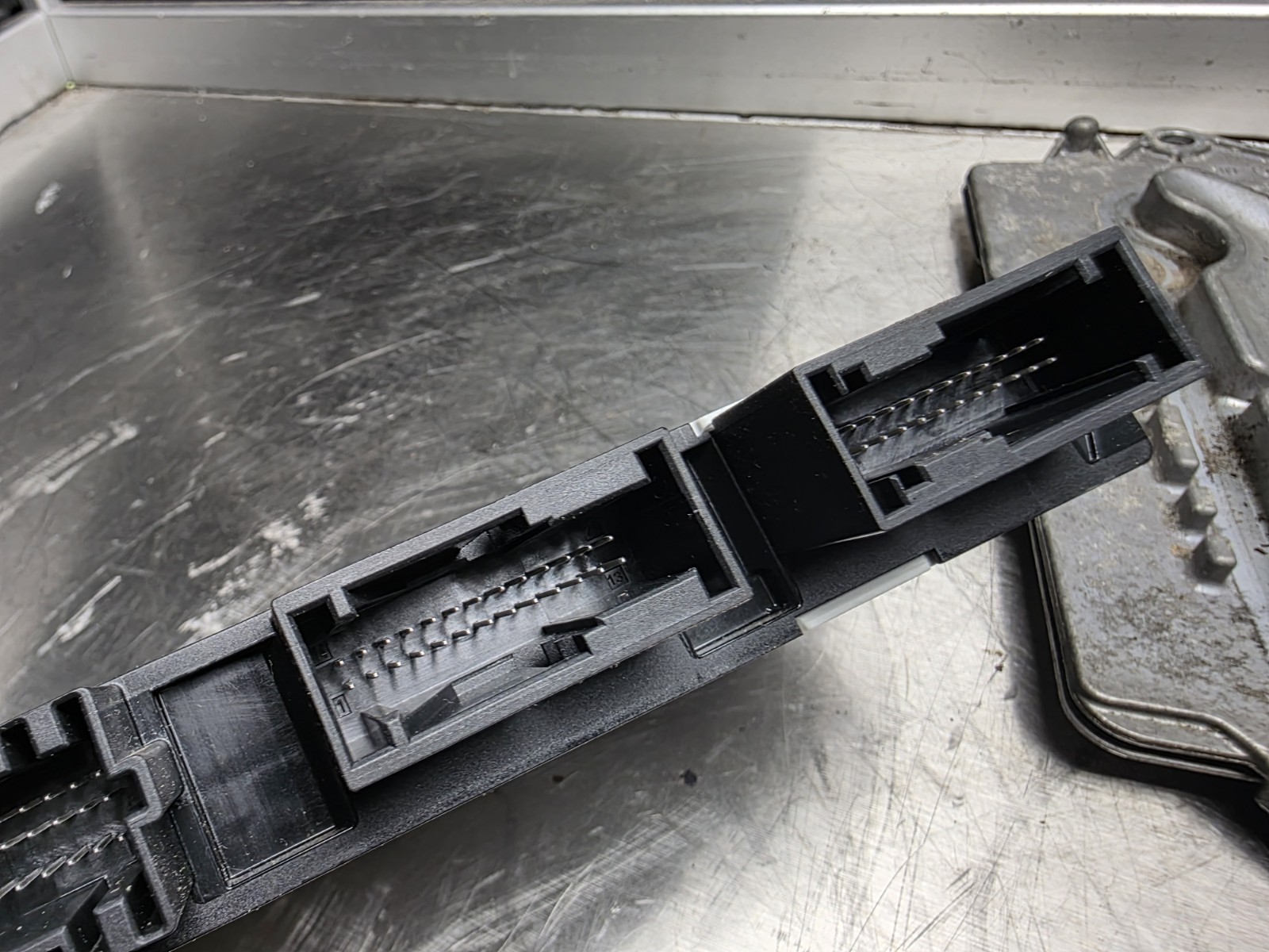 BMW 335i 535i 640i X3 F30 F10 F12 F25 2012 2015 N55 ECU DME 8606309 OEM