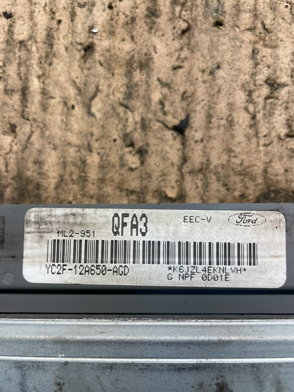2000 Ford Van E250 4.2L Engine Control Unit ECU ECM Module S8374 DG
