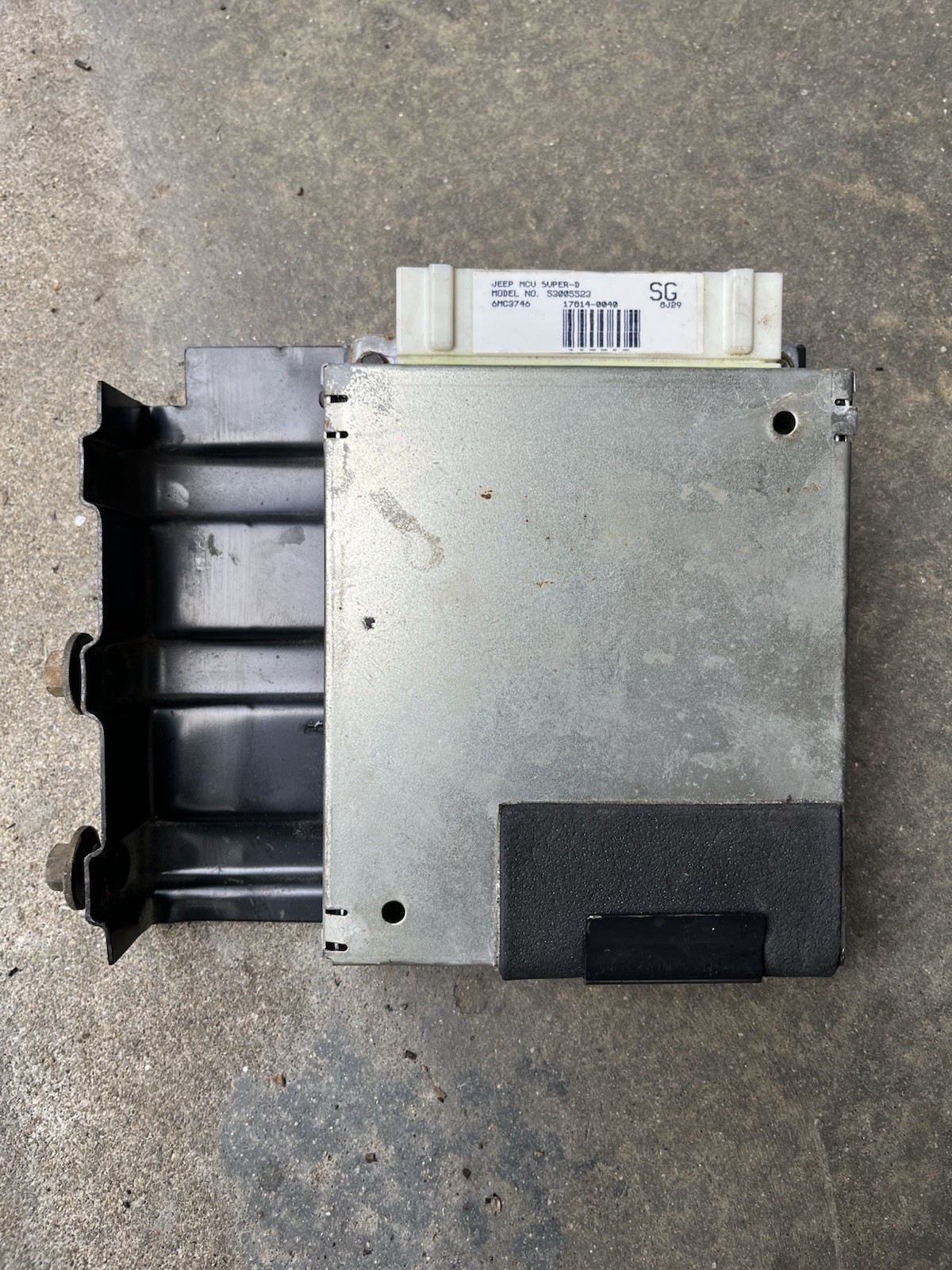 Jeep Wrangler YJ 84-90 4.2 Engine Computer ECU ECM 53005523 FREE SHIP