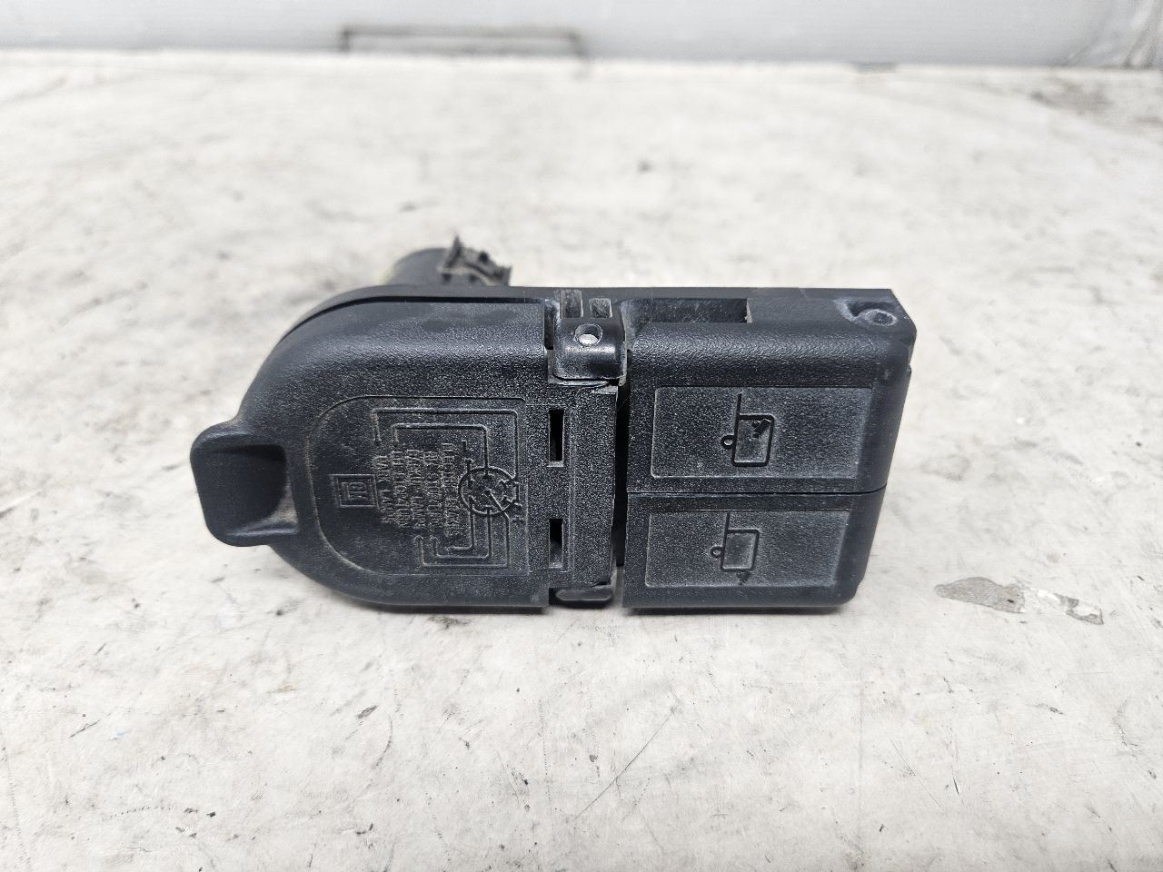 2019-2025 SIERRA 7 PIN TRAILER PLUG DUAL CAMERA 20-25
