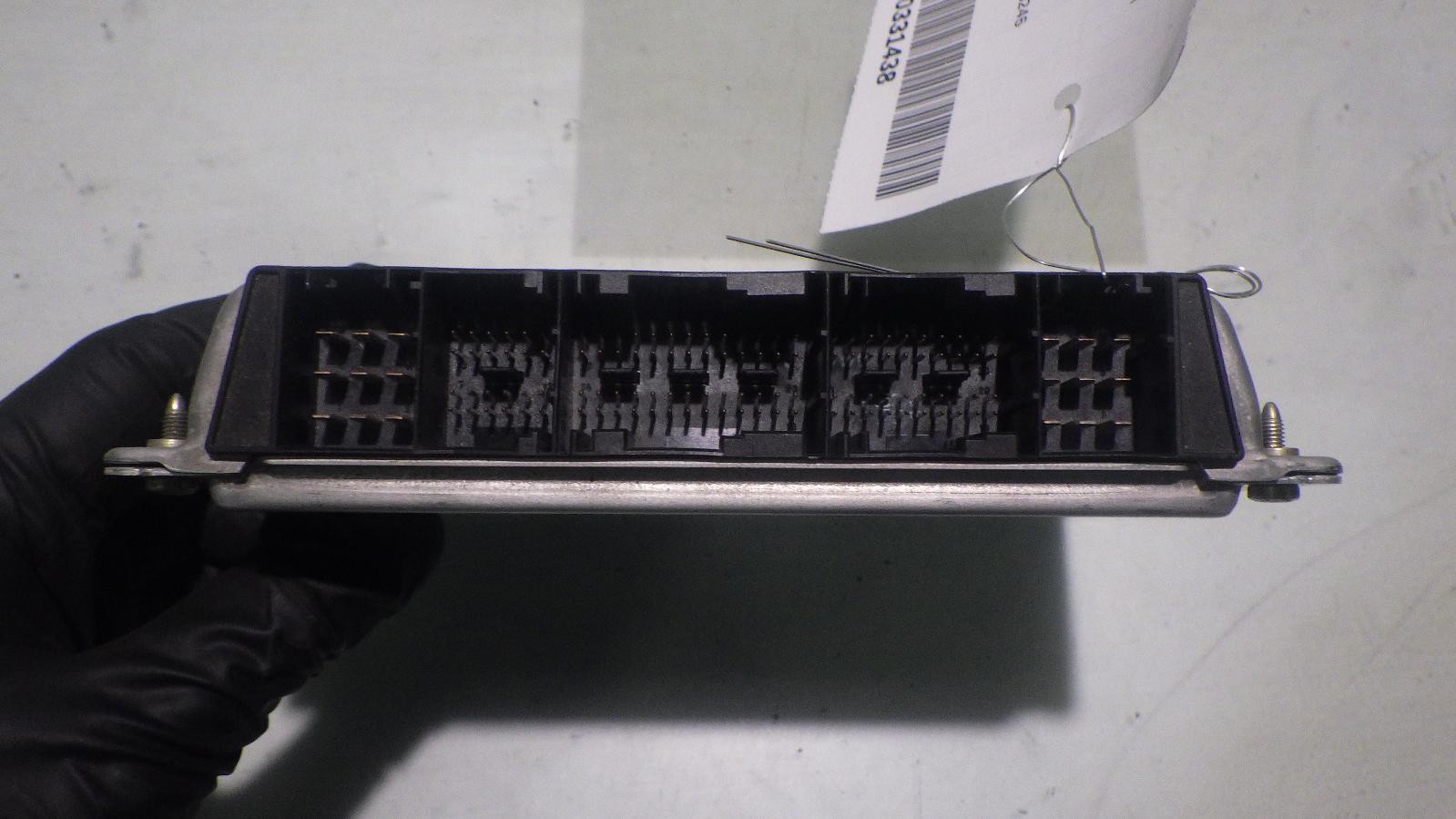 00 BMW 528i Engine Control Module 7500255