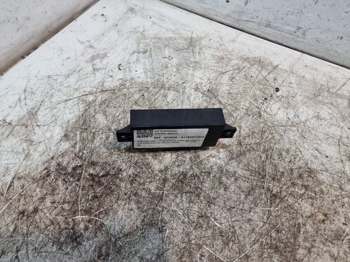 MERCEDES E-CLASS AIR SUSPENSION CONTROL MODULE UNIT 2014 DIESEL A2129006514