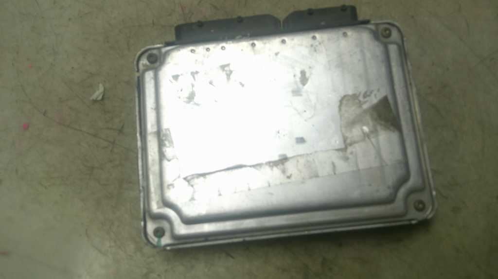 Engine ECM Control Module 2.0L Fits 03-04 VW JETTA 06A 906 032 MD 06A906032MD
