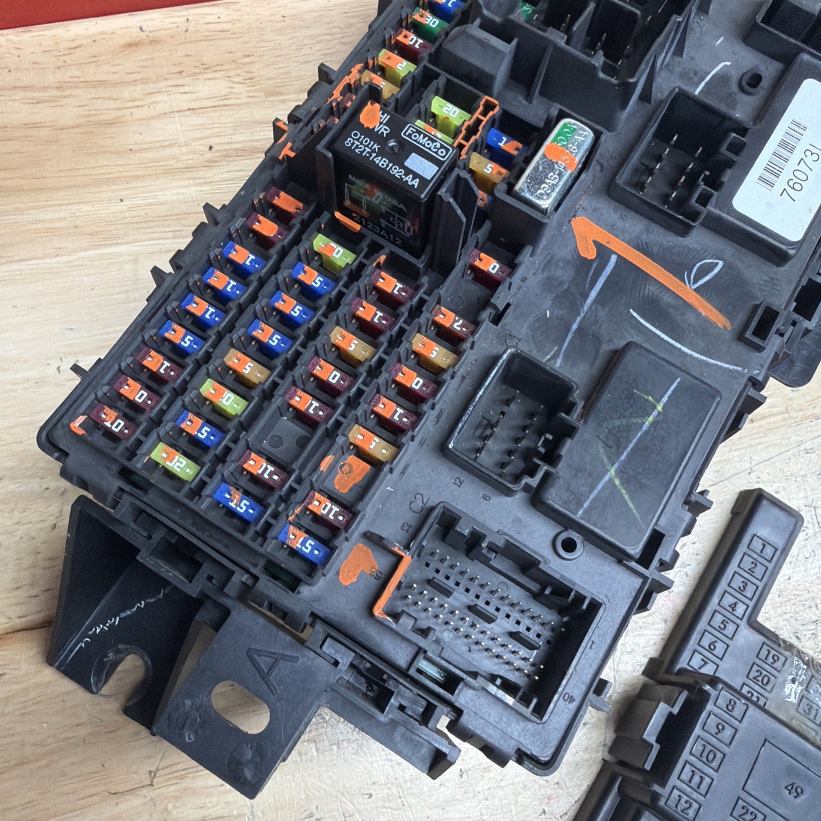 2011-2015 F150 MKX Edge Interior BCM Body Control Module Computer Cabin Fusebox