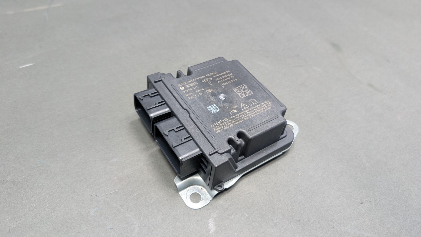 Tesla Model 3 2021-2023 Control Unit Module 1512876-00-B OEM