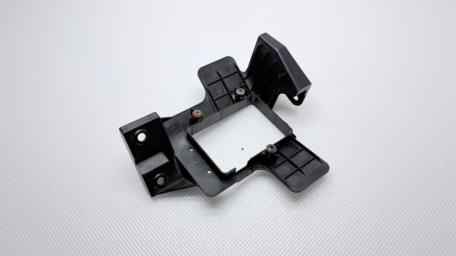 2016 2017 – 2020 KIA OPTIMA REAR LEFT BLIND SPOT RADAR SENSOR MODULE BRACKET OEM