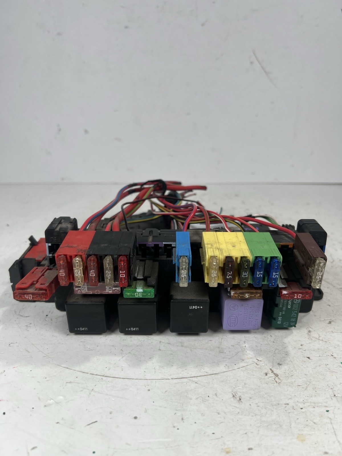 2000-2006 Mercedes-Benz W220 S500 S430 S350 REAR UNDER SEAT SAM FUSE BOX RELAY