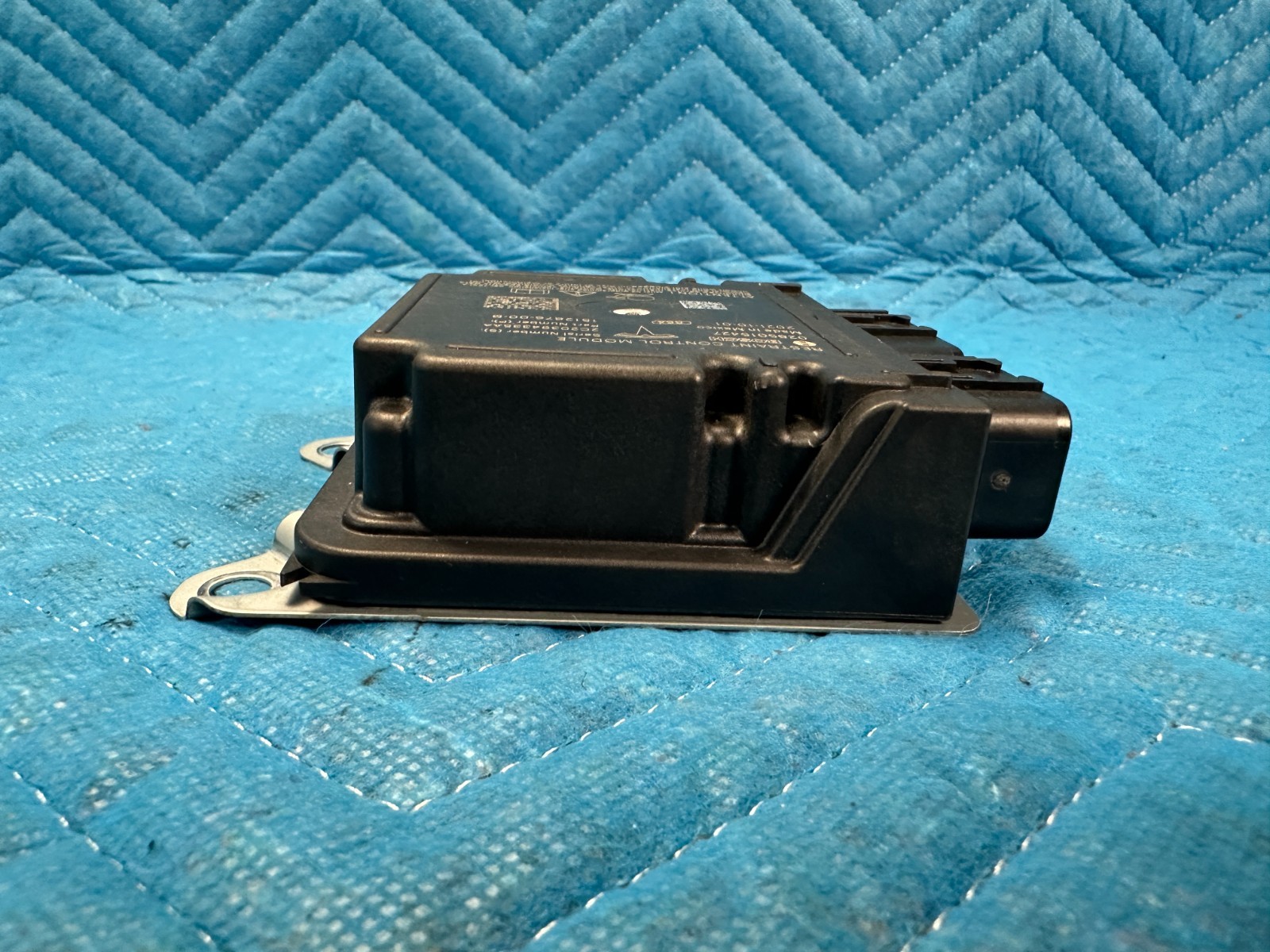 OEM Tesla Model 3 Restraint Control Module 19k 1512876-00-B 2021