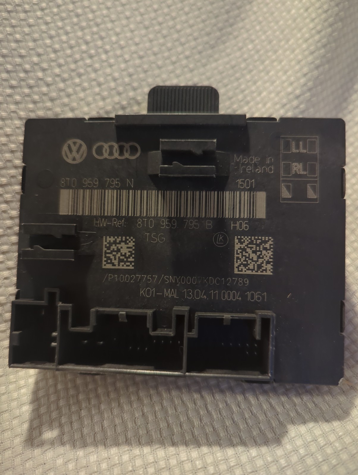 2009-2015 Fits A4 S4 B8 Audi Rear Door Control Module OEM 8T0959795N