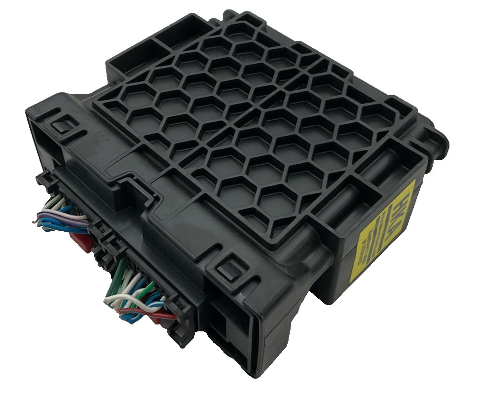 2019-2020 CHEVY MALIBU Gateway Control Module OEM 13536789