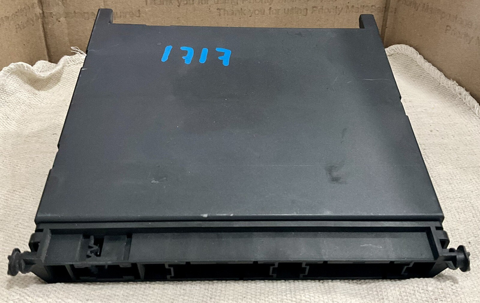 07-13 Mercedes W221 S63 AMG S550 Rear Seat Control Unit Module 2218702987 OEM