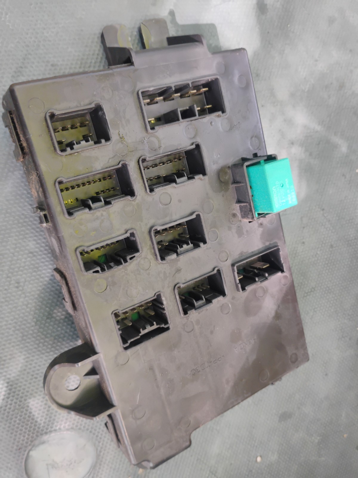 2005-2007 HONDA ODYSSEY FUSE BOX CONTROL MODULE OEM, 3822ASHJA000 TESTED