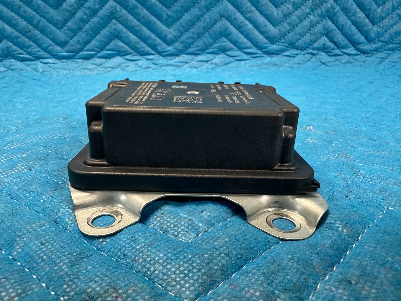 OEM Tesla Model 3 Restraint Control Module 19k 1512876-00-B 2021
