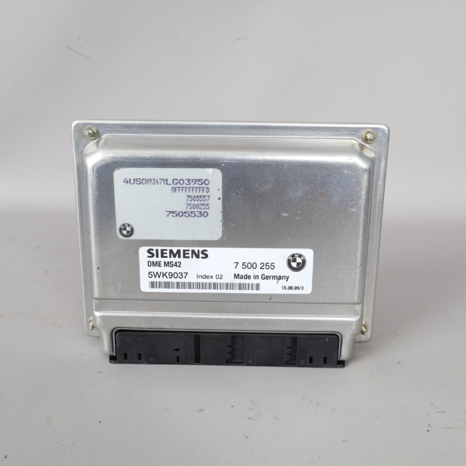 1999-2000 BMW Z3 2.5L ECU Engine Computer 12147505530 OEM