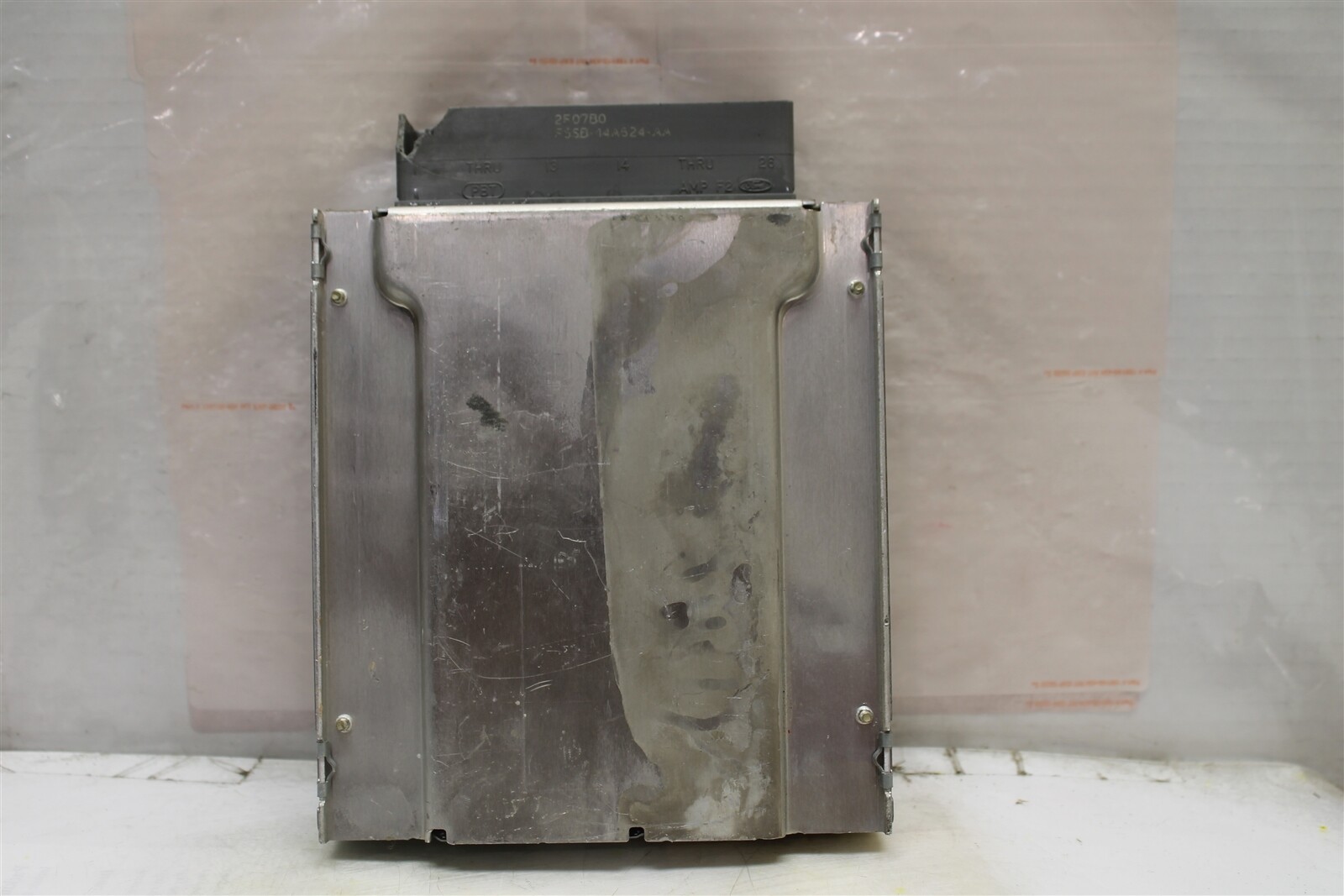 2003 Ford Explorer 4.0L Engine Control Unit ECU 3L2A12A650JB Module 892 3C8-B2
