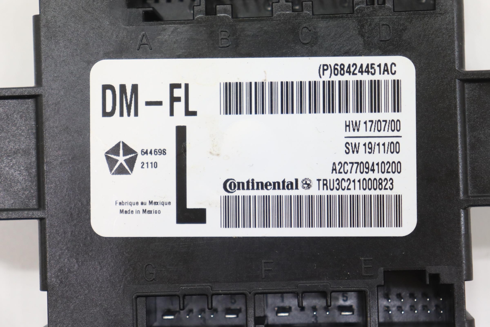 2020 CHRYSLER VOYAGER FRONT LEFT DRIVER DOOR CONTROL MODULE OEM 68424451AC