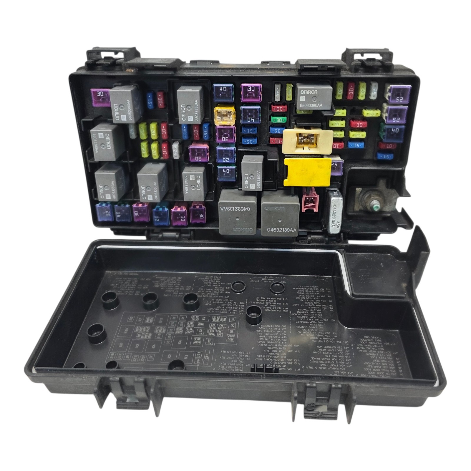 2011-2013 Dodge Durango Jeep Grand Cherokee TIPM 68165692AC Fuse Box OEM