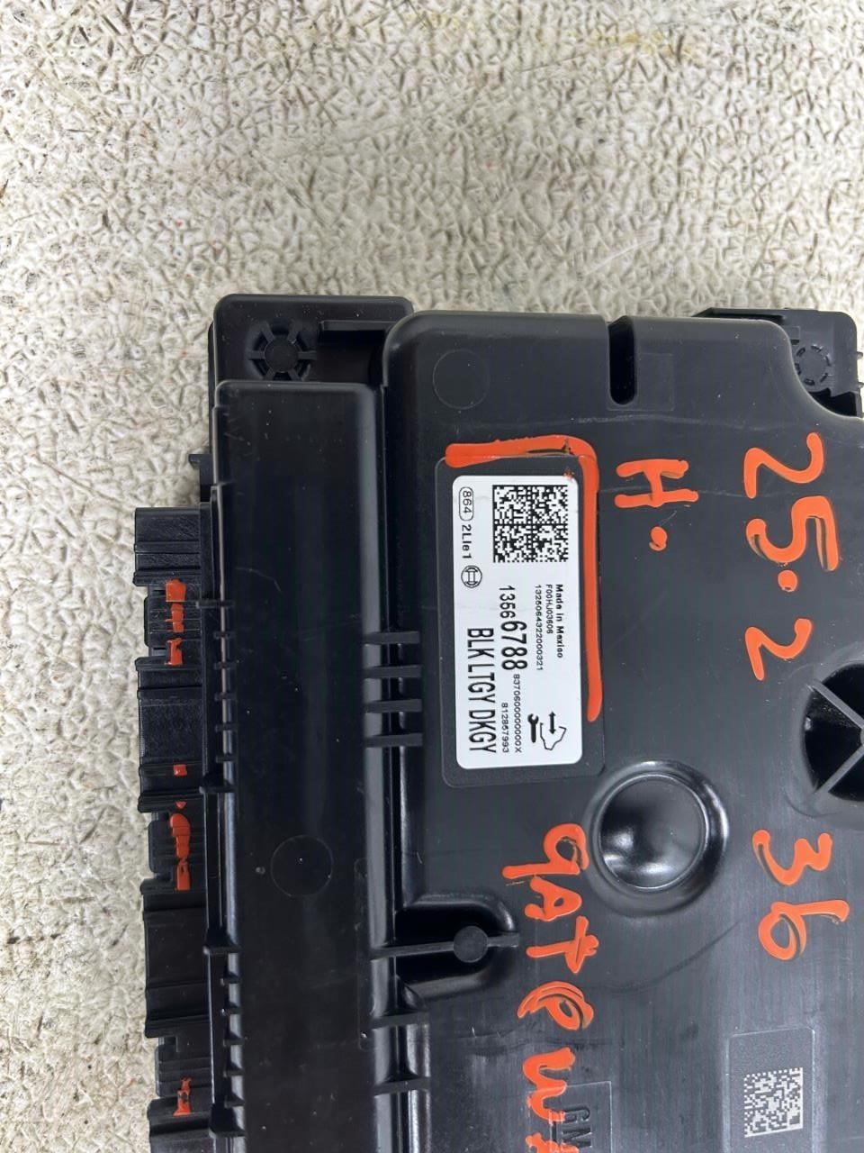 2025 CHEVROLET TRAVERSE Gateway Control Module OEM Part Number 13566788