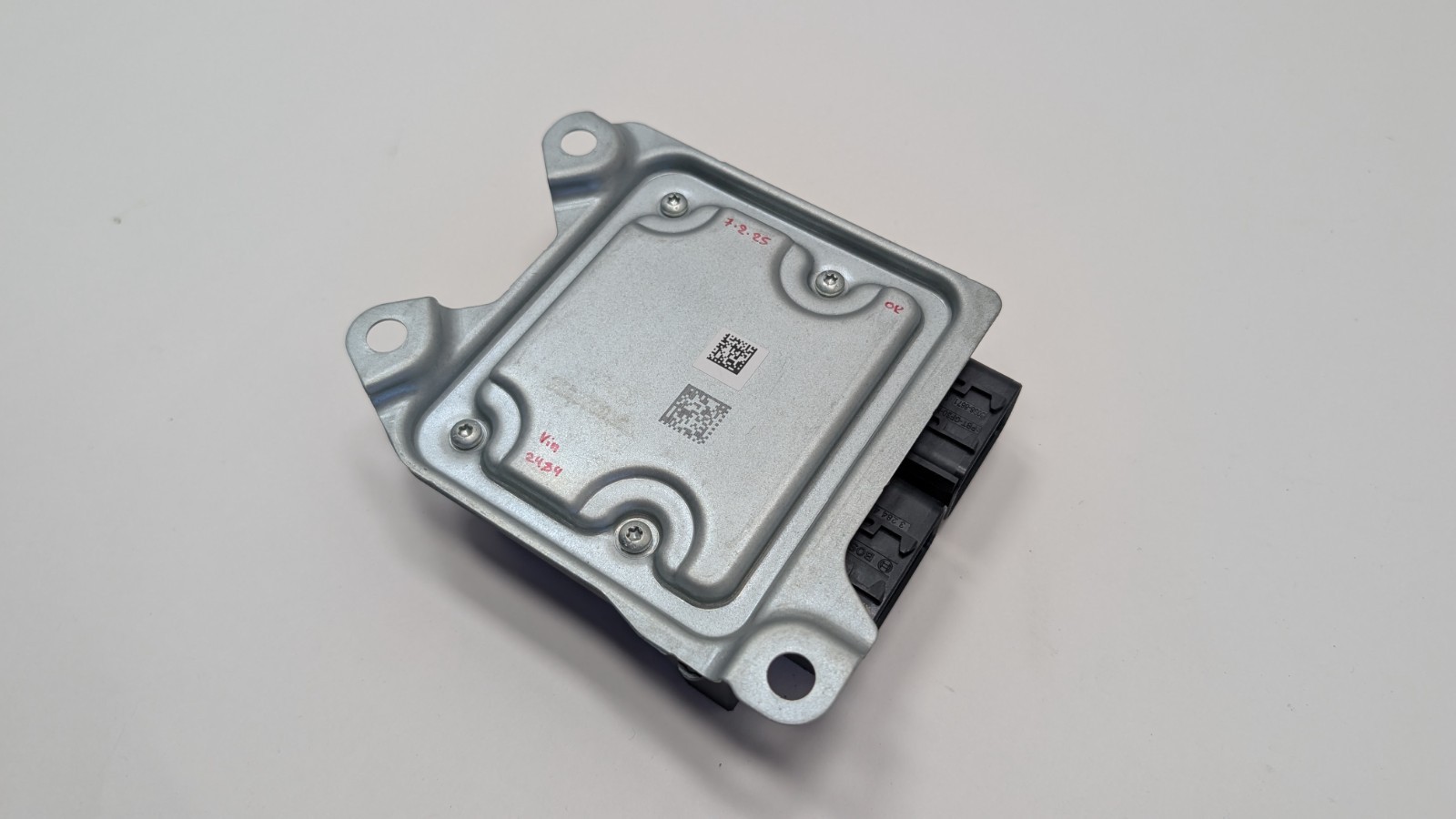 Tesla Model 3 Diagnostic Computer Module Control 1512876-00-A OEM