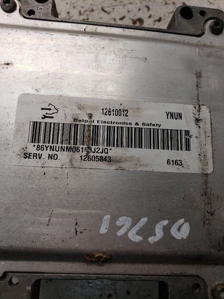 2007 GMC Acadia Engine ECM Electronic Control Module Behind Fan OEM 1394513