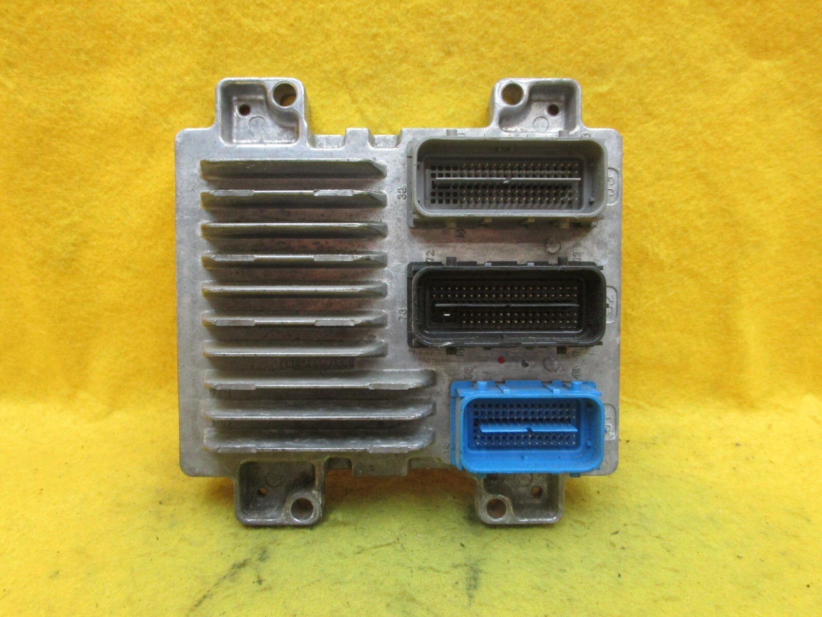 2012 Chevrolet Cruze Engine Computer Control Module ECM PN 12643636