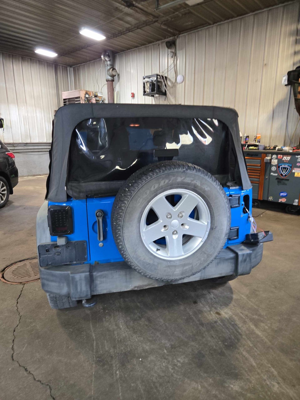 Used Engine Control Module (ECM) fits: 2011 Jeep Wrangler Electronic Control Mod