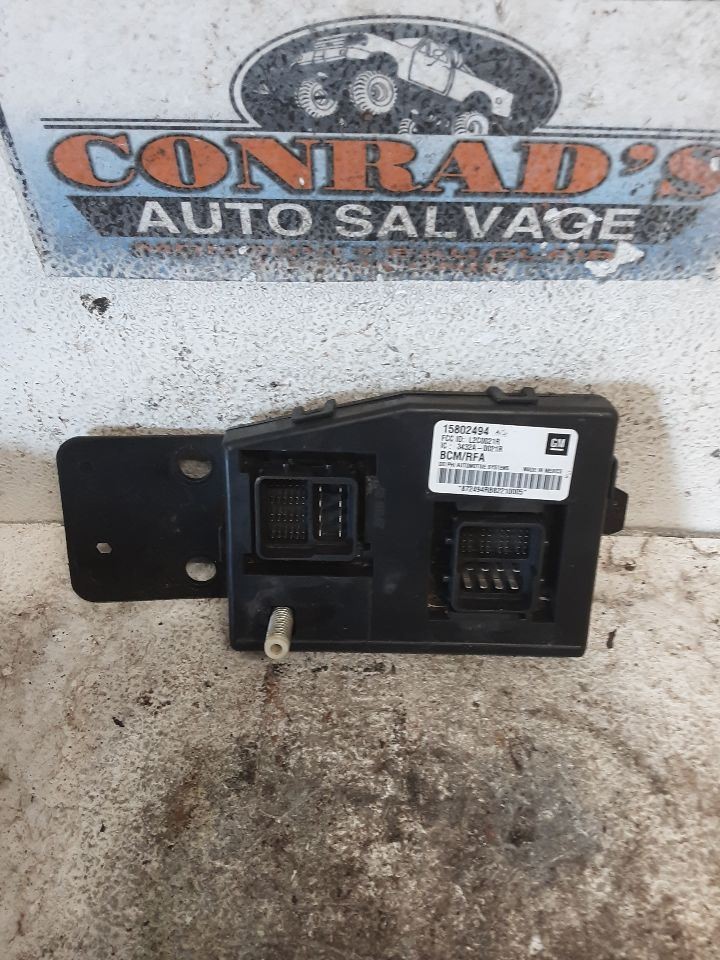 Chassis ECM Body Control BCM Right Hand Kick Panel Fits 05-06 CANYON 1518948