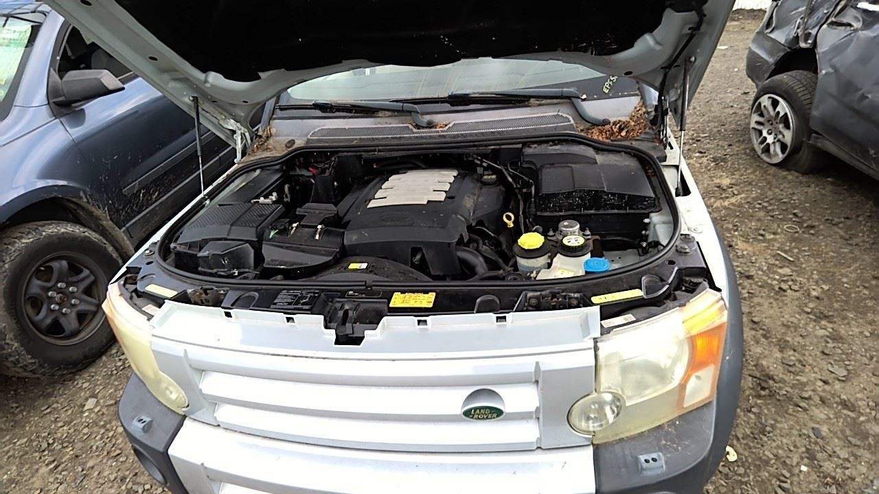 Engine ECM Electronic Control Module 4.4L Fits 05-09 LR3 33164753