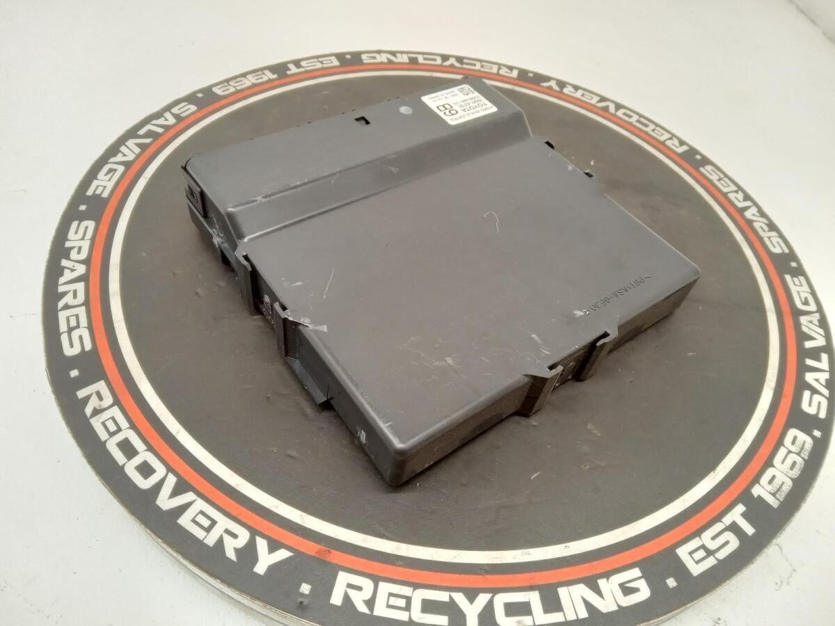 Toyota Rav 4 2020 Mk5 Hybrid Vehicle Control Module Ecu 89981-42190