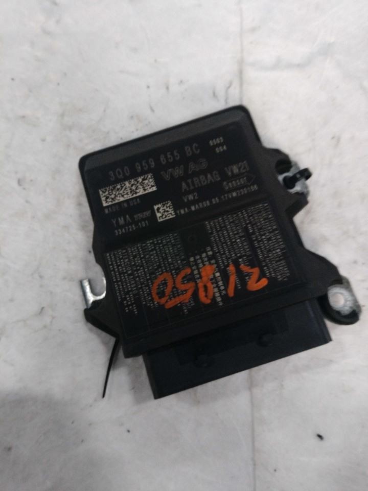 Chassis ECM SRS Below Center Console Thru 07/03/17 Fits 18 ATLAS 561407