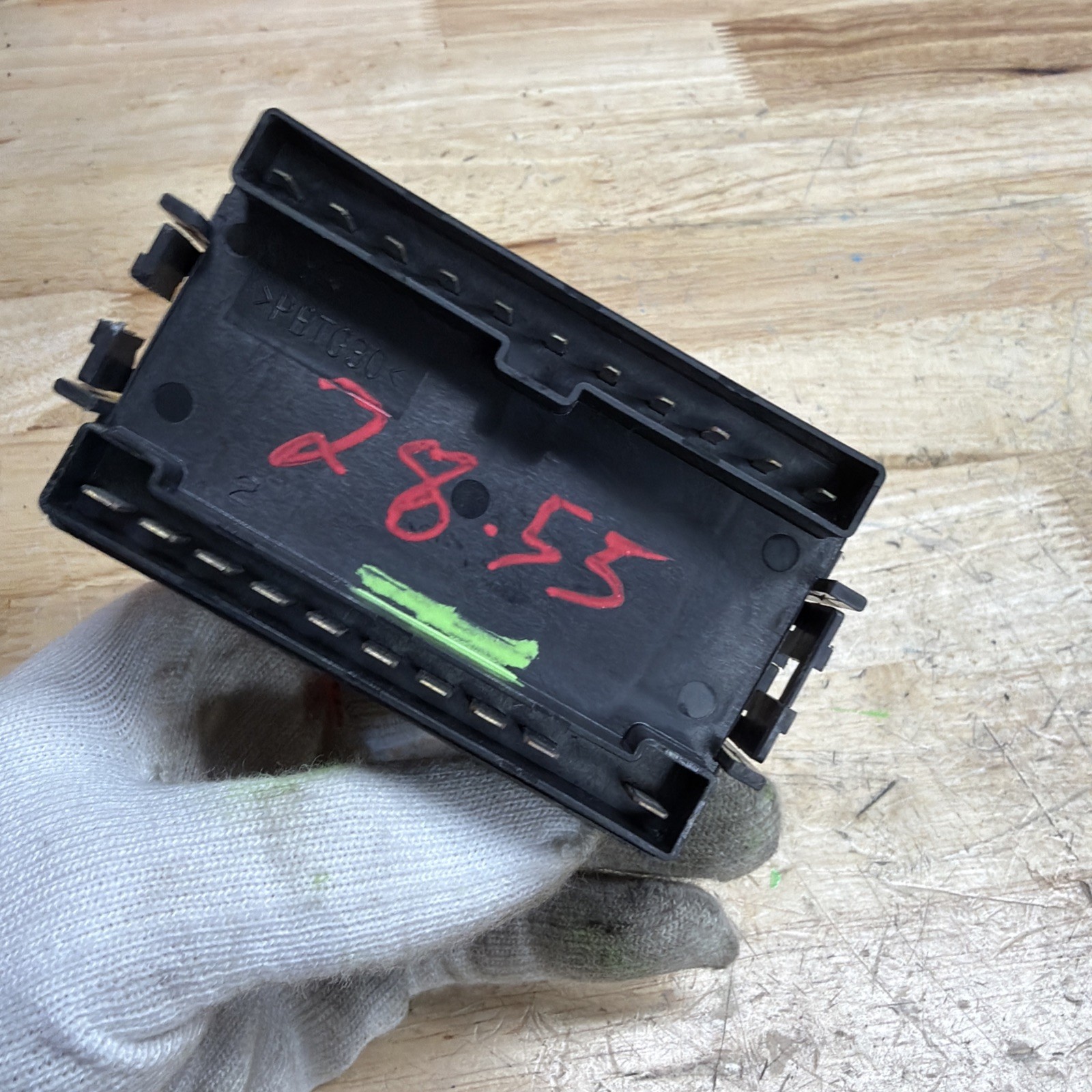 00- 03 MITSUBISHI ECLIPSE GALANT FRONT ECU RELAY UNIT COMPUTER MR563000