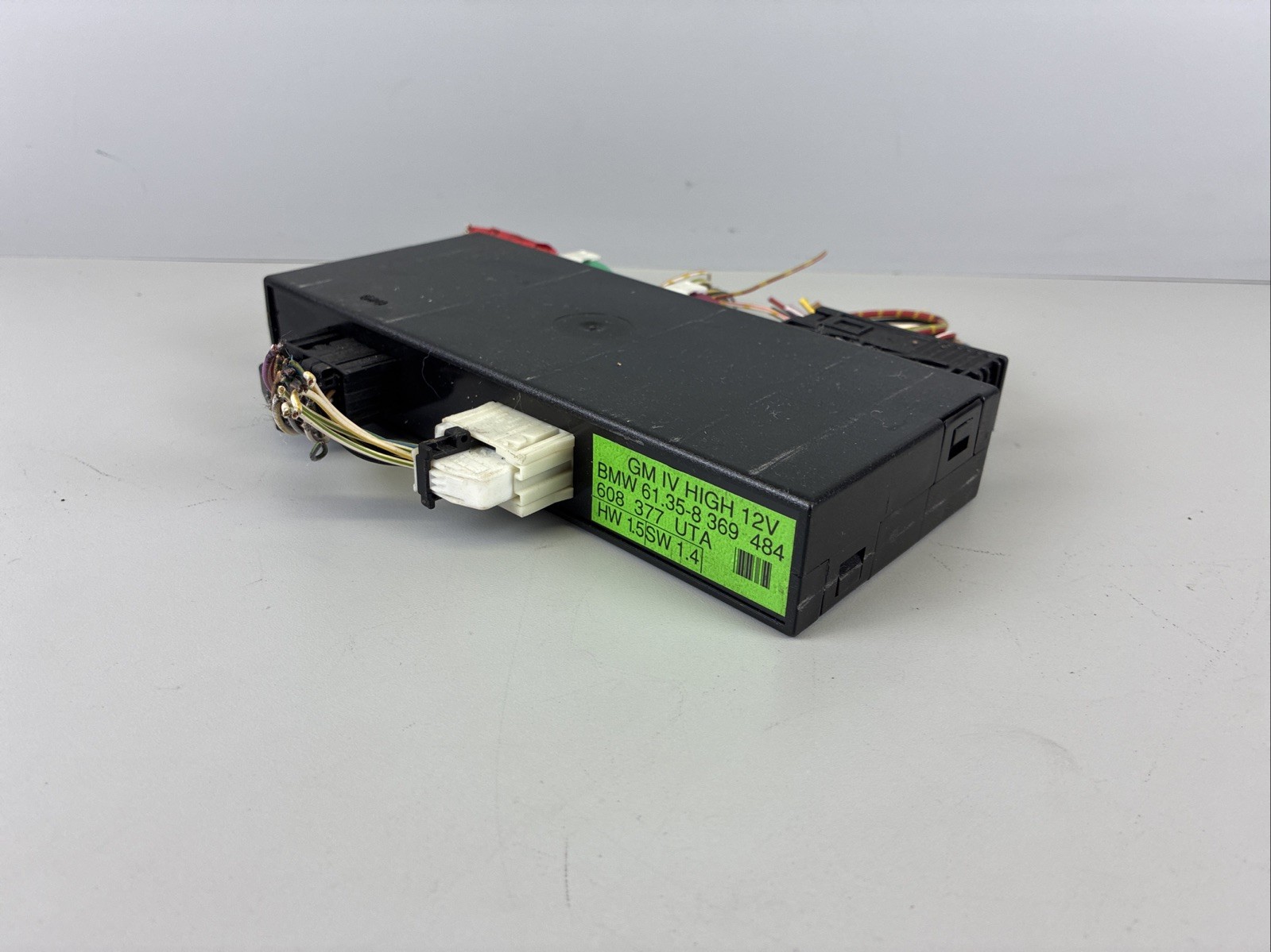1996-2002 BMW Z3 E36 Body Control Module OEM 61.35-8 369 484