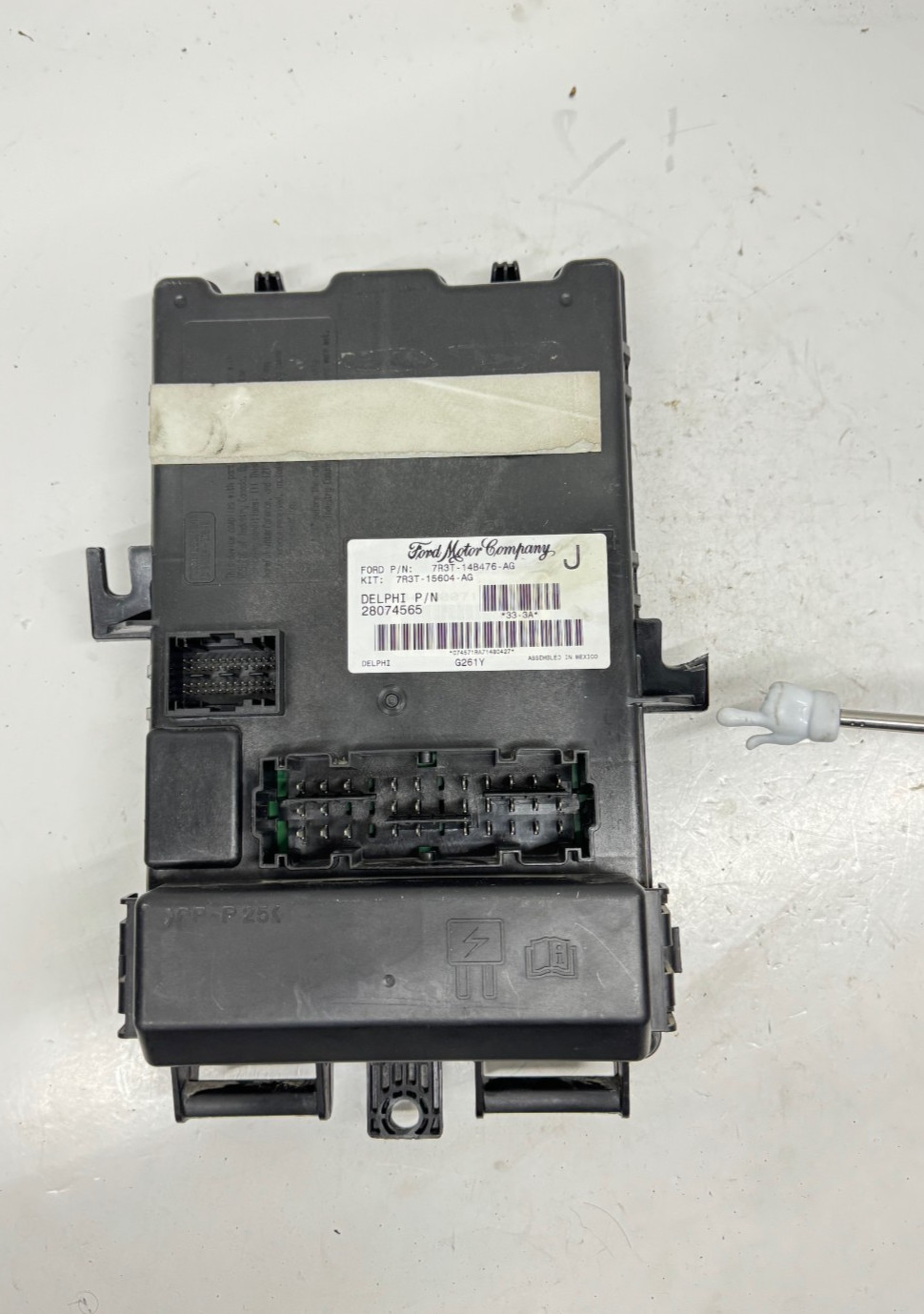 FORD MUSTANG FUSE BOX BODY CONTROL MODULE DELPHI 2007-2009 7R3T-14B476-AG *READ