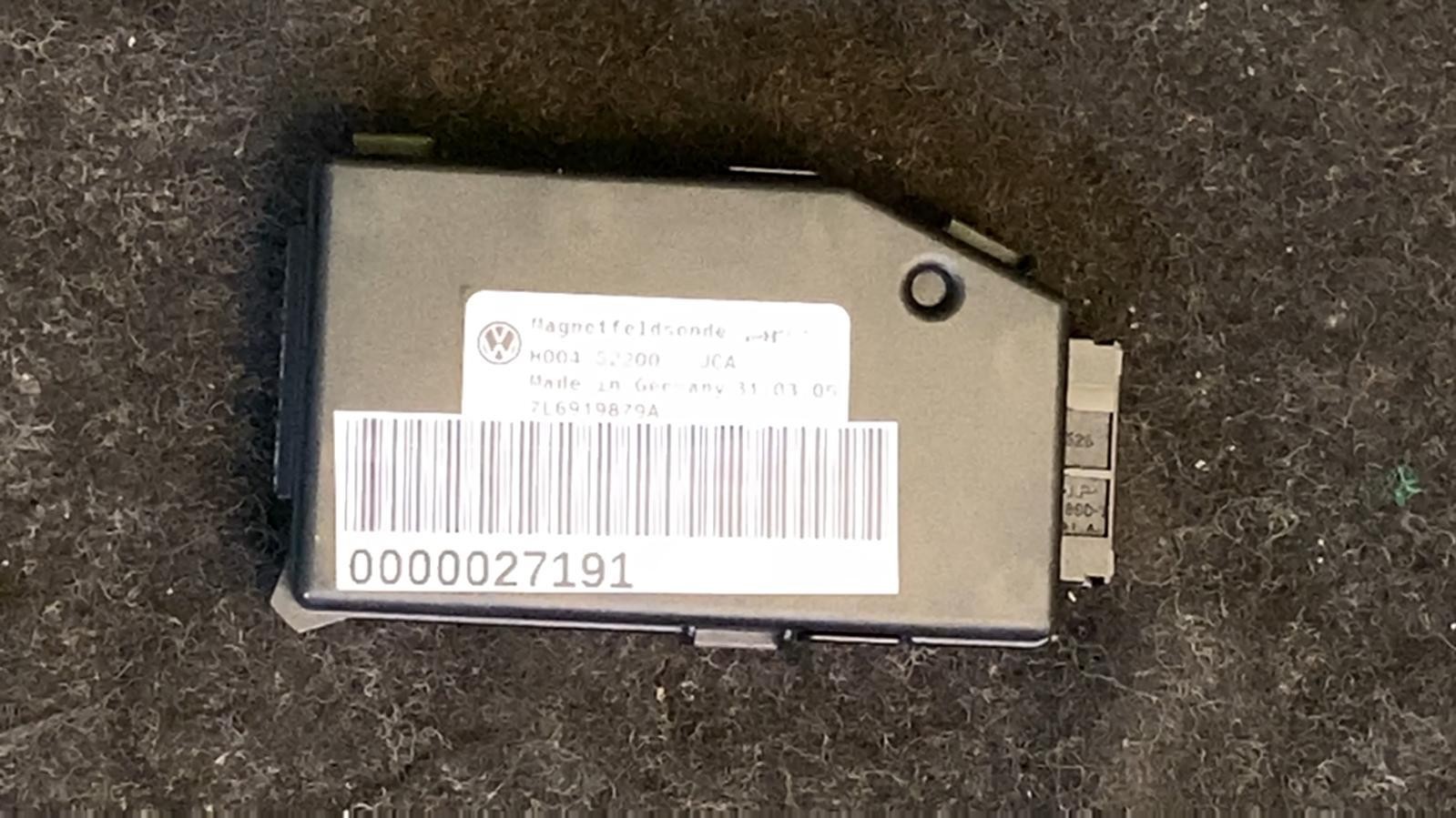 VOLKSWAGEN TOUAREG Magnetic Field Compass Module 7L6919879A