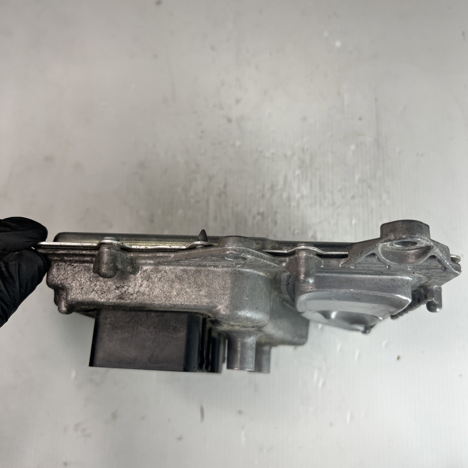 2011-2012 BMW E82/E88/E90/E92 135i 335i N55 DME ECU 7629130 12147629130 OEM