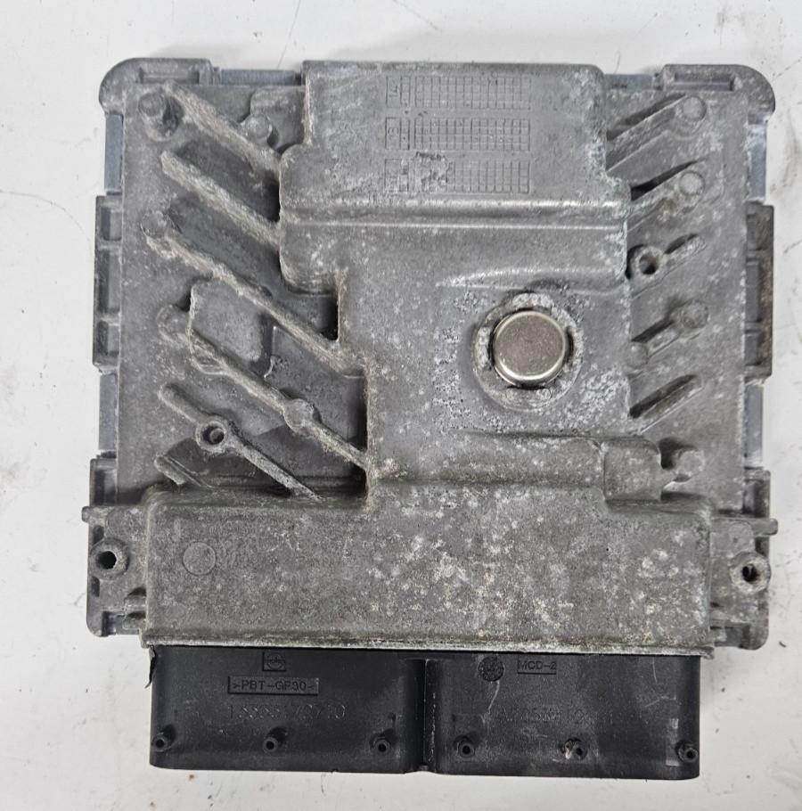 2015-17 Volkswagen VW AUDI GOLF 1.8TSI Engine Control Module ECU 06K907425B