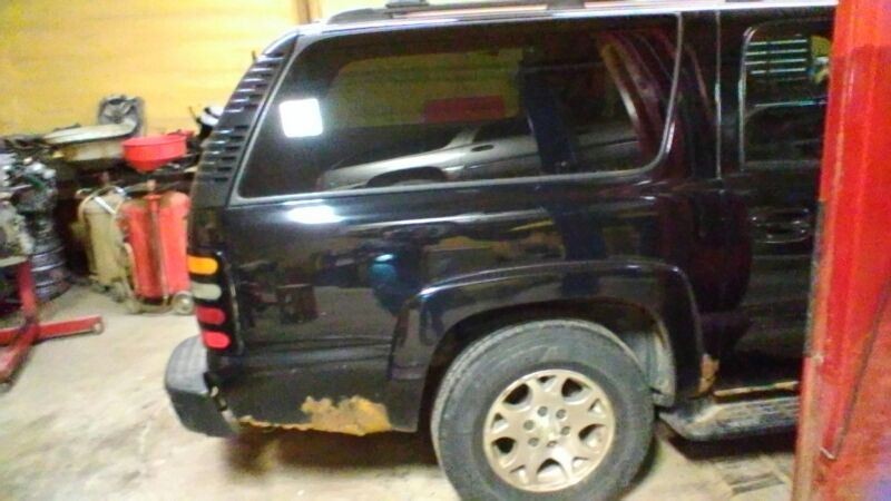 Chassis ECM Body Control BCM Left Hand Dash 4WD Fits 01 SUBURBAN 1500 107256